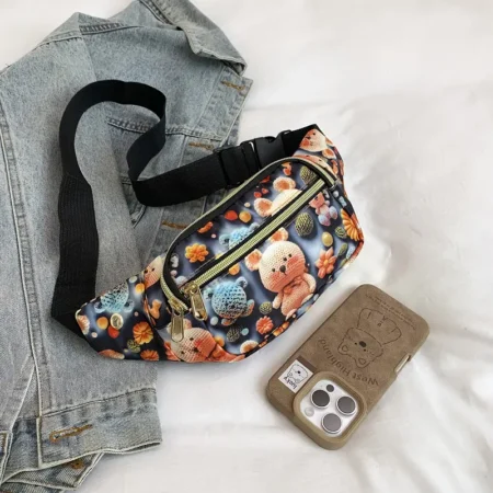 Női Övtáska- Mackó Mintás- Fekete-